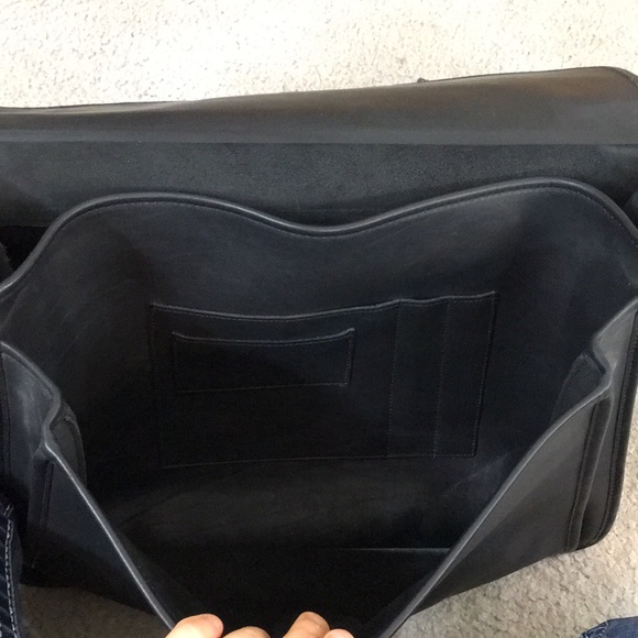 💕 Coach vintage black leather laptop work bag 💕 - Picture 7 of 8